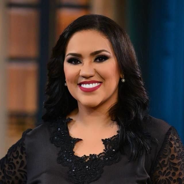 الفنانة مى فاروق تستعد لاحياء حفل غنائي بدولة الكويت يوم 2 نوفمبر الفنانة مى فاروق تستعد لاحياء حفل غنائي بدولة الكويت يوم 2 نوفمبر