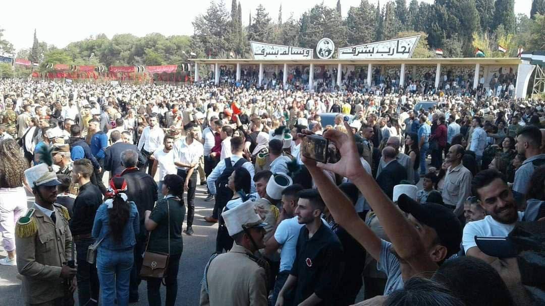 54 قتيلا فى هجوم مسيرات على حفل تخرج الكلية الحربية بحمص السورية 54 قتيلا فى هجوم مسيرات على حفل تخرج الكلية الحربية بحمص السورية