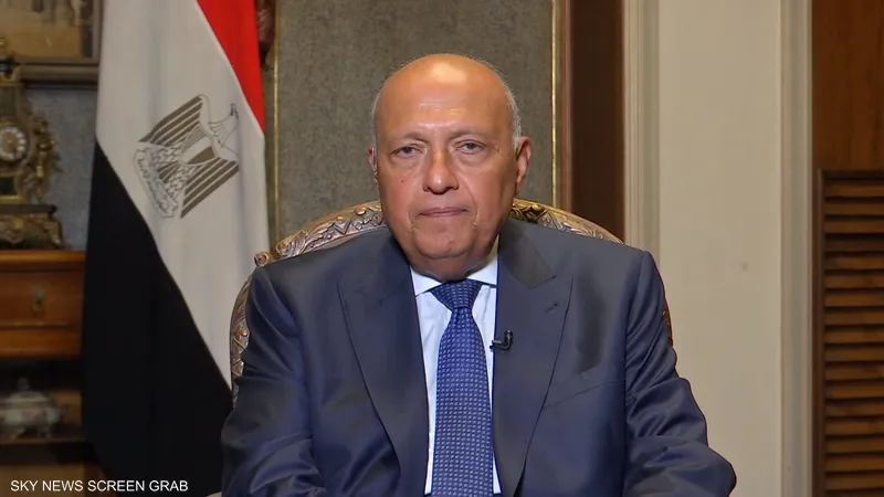 مصر تحذر من التداعيات الإنسانية والأمنية للهجوم البرى الإسرائيلى على قطاع غزة مصر تحذر من التداعيات الإنسانية والأمنية للهجوم البرى الإسرائيلى على قطاع غزة