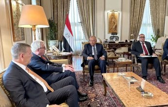 وزير الخارجية المصري يبحث مع مسئولين أممين سبل توفير الحماية للمدنيين في قطاع غزة