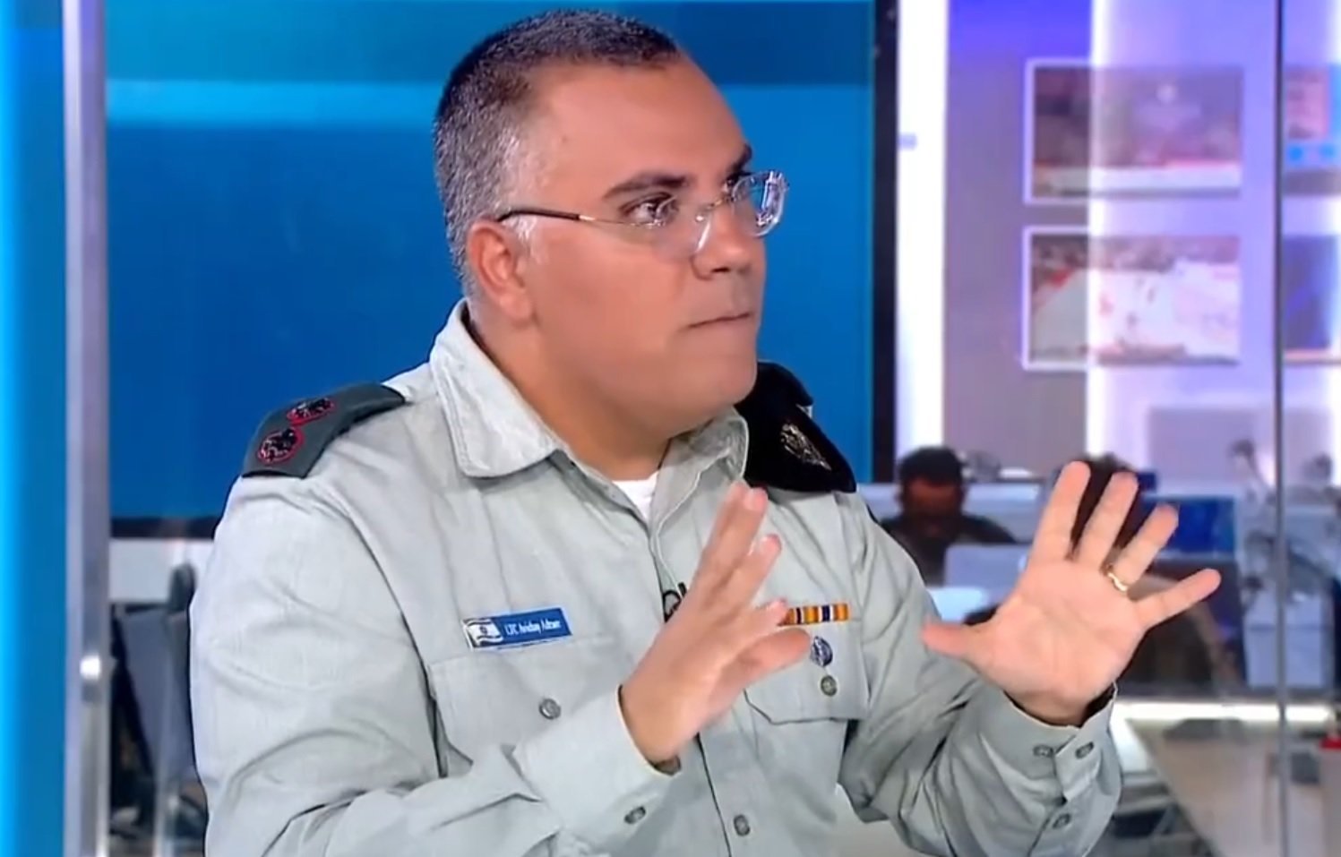 جيش الاحتلال الإسرائيلي: لا توجد دعوة رسمية لتوجيه سكان غزة نحو مصر جيش الاحتلال الإسرائيلي: لا توجد دعوة رسمية لتوجيه سكان غزة نحو مصر