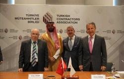 توقيع مذكرة تفاهم بين اتحادى المقاولين المصرى والتركى لتنفيذ مشاريع بـ25مليار دولار توقيع مذكرة تفاهم بين اتحادى المقاولين المصرى والتركى لتنفيذ مشاريع بـ25مليار دولار