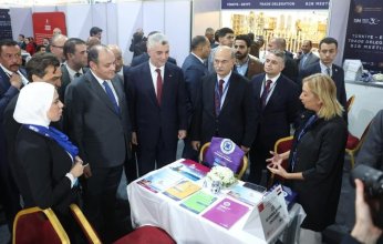 وزير التجارة والصناعة ونظيره التركي يتفقدان أجنحة الملتقى والمعرض الدولي الثانى للتصنيع ويشيدان بجودة المنتجات المعروضة