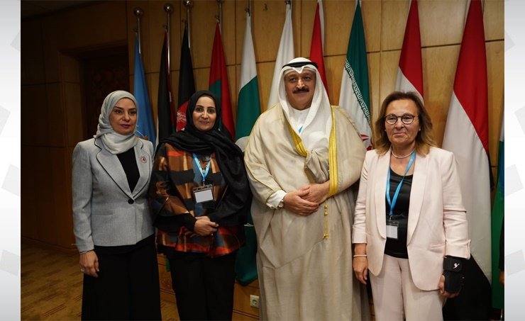 تكريم الدكتورة رندة حمادة بجائزة الكويت لمكافحة السرطان تكريم الدكتورة رندة حمادة بجائزة الكويت لمكافحة السرطان