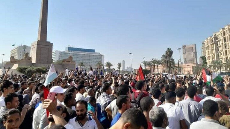 مصر.. مظاهرات حاشدة في ميدان التحرير دعما للقضية الفلسطينية مصر.. مظاهرات حاشدة في ميدان التحرير دعما للقضية الفلسطينية