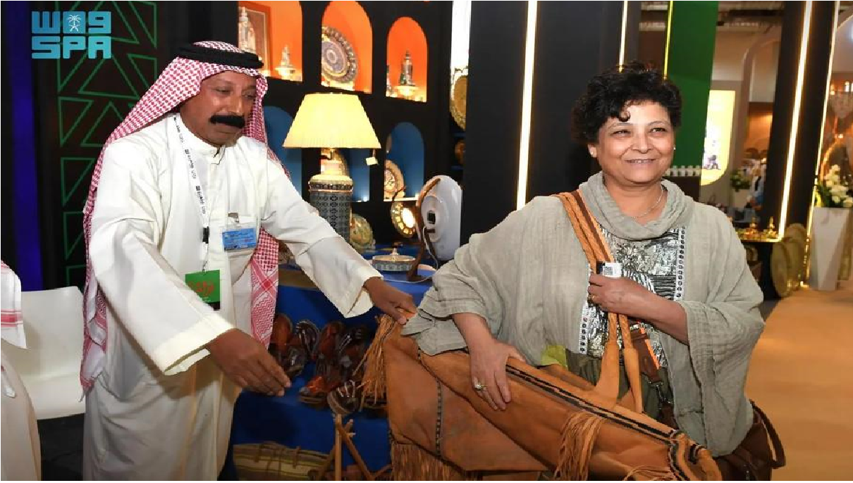 السعودية تشارك في الدورة الخامسة لمعرض "تراثنا" للحرف اليدوية والتراثية بمصر السعودية تشارك في الدورة الخامسة لمعرض "تراثنا" للحرف اليدوية والتراثية بمصر