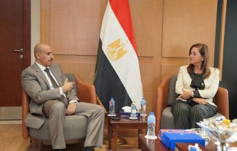 وزيرة التخطيط والتنمية الاقتصادية تلتقي المدير العام للمعهد العربي للتخطيط بالكويت لبحث تعزيز سبل التعاون