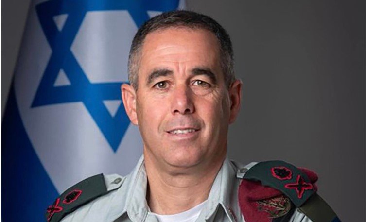 المقاومة الفلسطينية تعلن أسر قائد المنطقة الجنوبية في الجيش الإسرائيلي المقاومة الفلسطينية تعلن أسر قائد المنطقة الجنوبية في الجيش الإسرائيلي