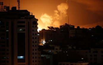 بينهم أطفال.. استشهاد 8 فلسطنيين في قصف إسرائيلي لمنزلين جنوب قطاع غزة