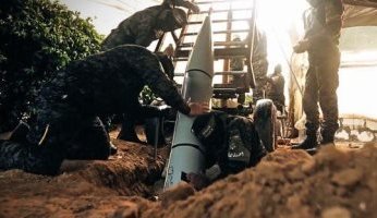 قناة القاهرة الإخبارية: رشقات صاروخية جديدة من قطاع غزة باتجاه عسقلان