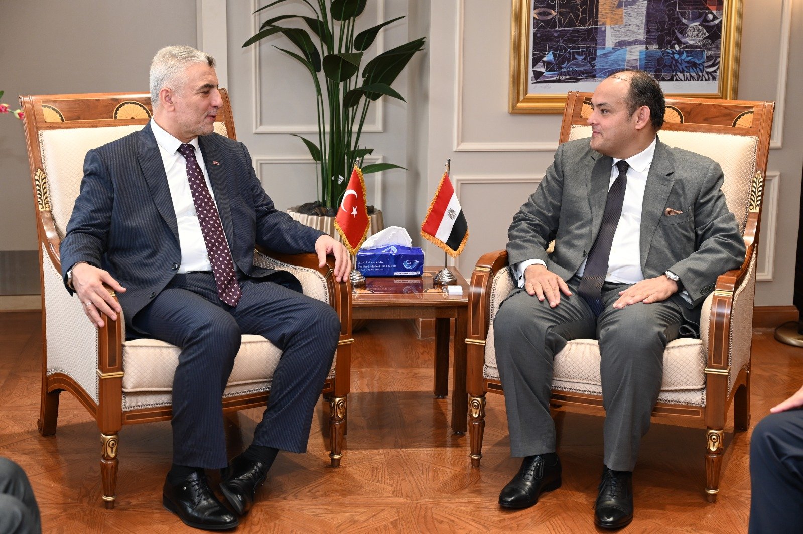 وزير التجارة والصناعه يبحث مع نظيرة التركى سبل الانتقال بمستويات التعاون الاقتصادي المشترك بين البلدين لمستويات غير مسبوقة وزير التجارة والصناعه يبحث مع نظيرة التركى سبل الانتقال بمستويات التعاون الاقتصادي المشترك بين البلدين لمستويات غير مسبوقة