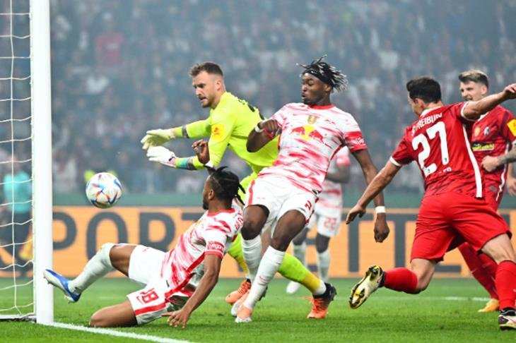 بث مباشر.. مشاهدة مباراة فرايبورج ولايبزيج في الدوري الالماني بث مباشر.. مشاهدة مباراة فرايبورج ولايبزيج في الدوري الالماني