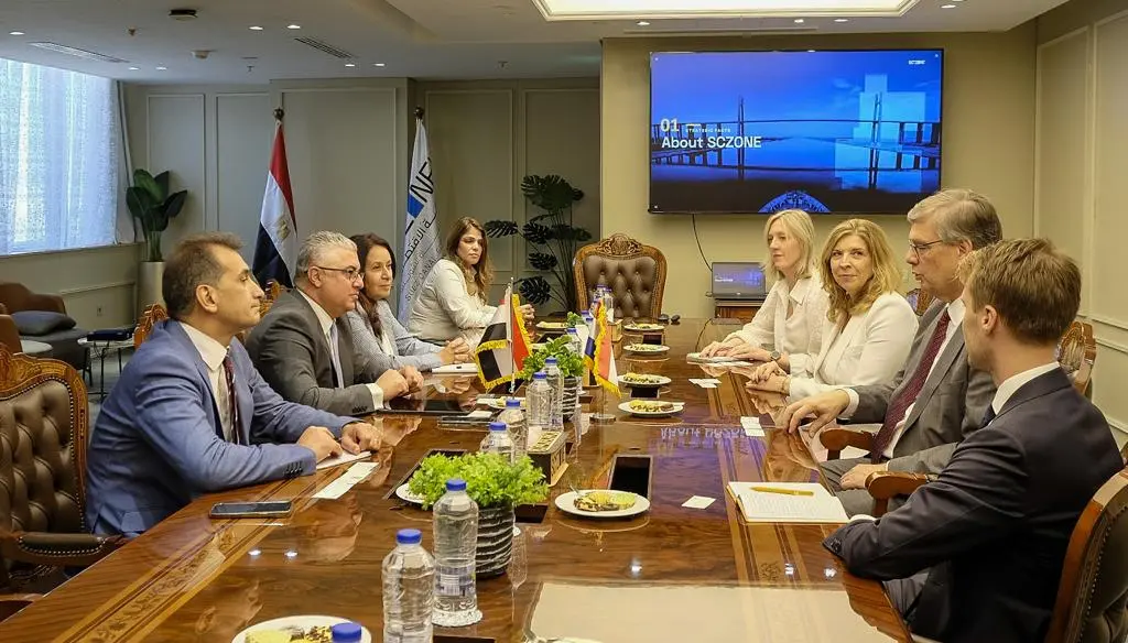 الهيئة الاقتصادية لقناة السويس تبحث فرص الاستثمار مع ممثلي Invest International الهولندية الهيئة الاقتصادية لقناة السويس تبحث فرص الاستثمار مع ممثلي Invest International الهولندية