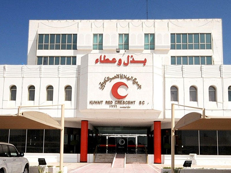 فريق الإغاثة الكويتي يبذل جهداً استثنائياً لمساعدة المتضررين من إعصار تيج في المهرة فريق الإغاثة الكويتي يبذل جهداً استثنائياً لمساعدة المتضررين من إعصار تيج في المهرة