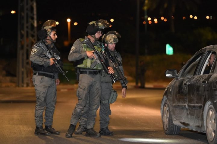 مواجهات وتشديد أمني: قوات الاحتلال تدخل بلدة الزاوية غرب سلفيت مواجهات وتشديد أمني: قوات الاحتلال تدخل بلدة الزاوية غرب سلفيت
