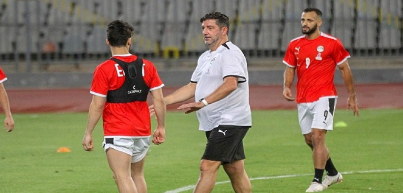 قوة ضاربة وتنوع في الأسماء: المنتخب المصري يستعرض أسلحته لتحقيق الانتصار علي جيبوتي انطلاقا نحو كأس العالم قوة ضاربة وتنوع في الأسماء: المنتخب المصري يستعرض أسلحته لتحقيق الانتصار علي جيبوتي انطلاقا نحو كأس العالم
