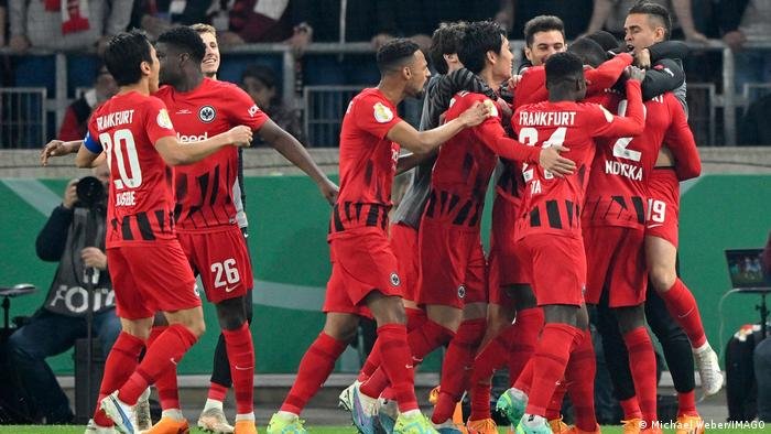 بث مباشر.. مشاهدة مباراة شتوتجارت واينتراخت فرانكفورت في الدوري الالماني بث مباشر.. مشاهدة مباراة شتوتجارت واينتراخت فرانكفورت في الدوري الالماني
