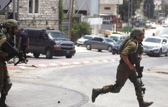نابلس تشهد اقتحامًا إسرائيليًا وغارات جوية تستهدف الأحياء السكنية