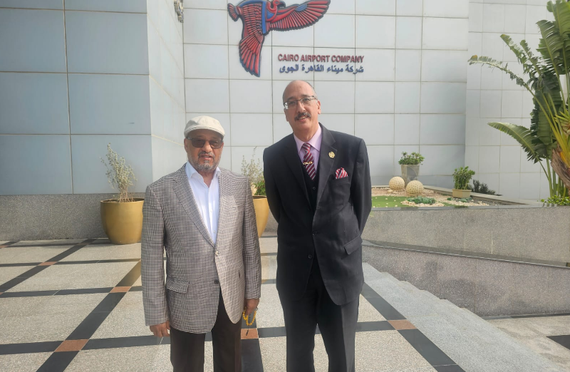 وزير الطيران يدعم جهود العميري لتعزيز الاستثمارات الخليجية في مصر وزير الطيران يدعم جهود العميري لتعزيز الاستثمارات الخليجية في مصر