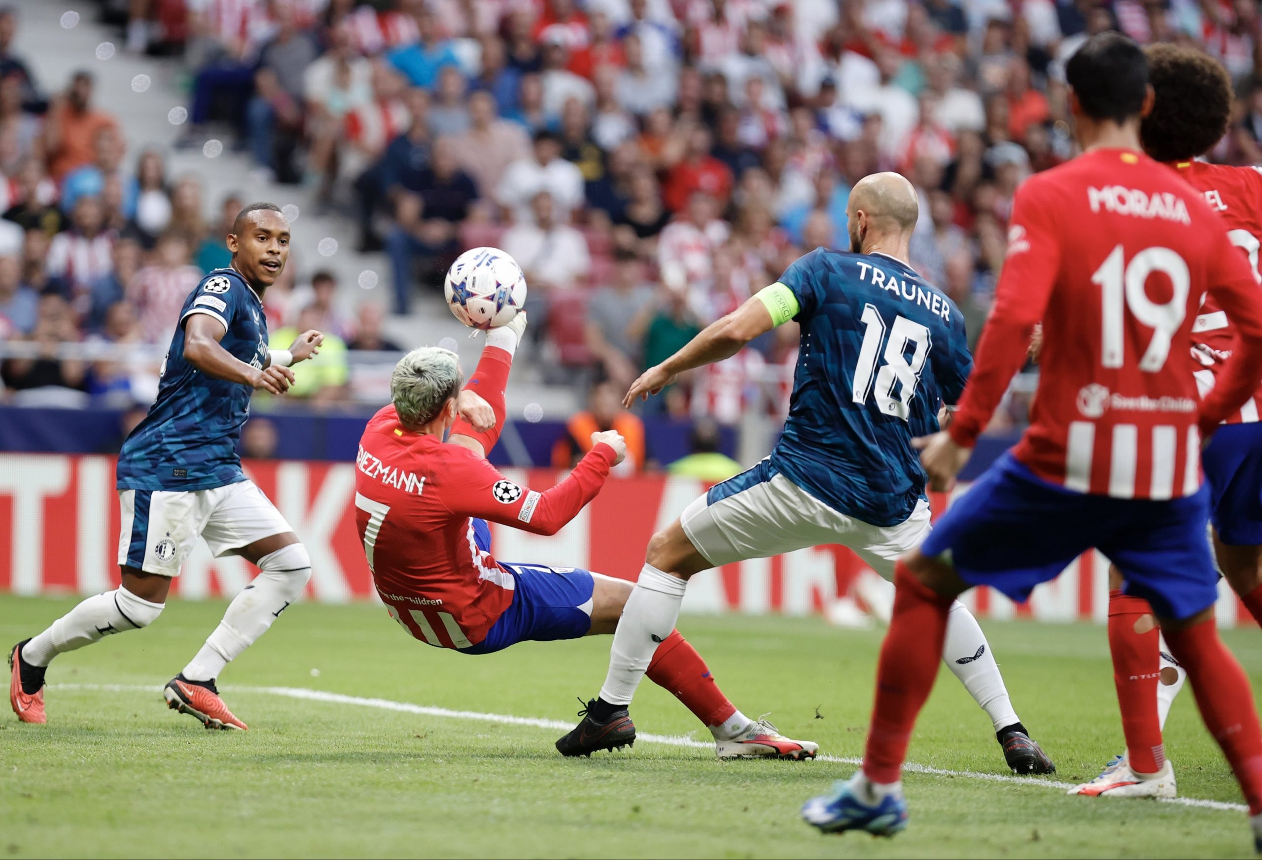 بث مباشر.. مشاهدة مباراة اتلتيكو مدريد وفاينورد في دوري ابطال اوروبا بث مباشر.. مشاهدة مباراة اتلتيكو مدريد وفاينورد في دوري ابطال اوروبا