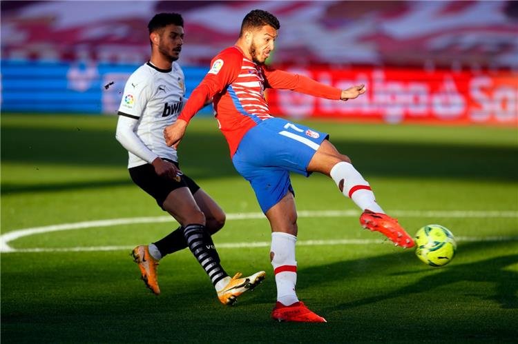 بث مباشر.. مشاهدة مباراة غرناطة وفالنسيا في الدوري الاسباني بث مباشر.. مشاهدة مباراة غرناطة وفالنسيا في الدوري الاسباني