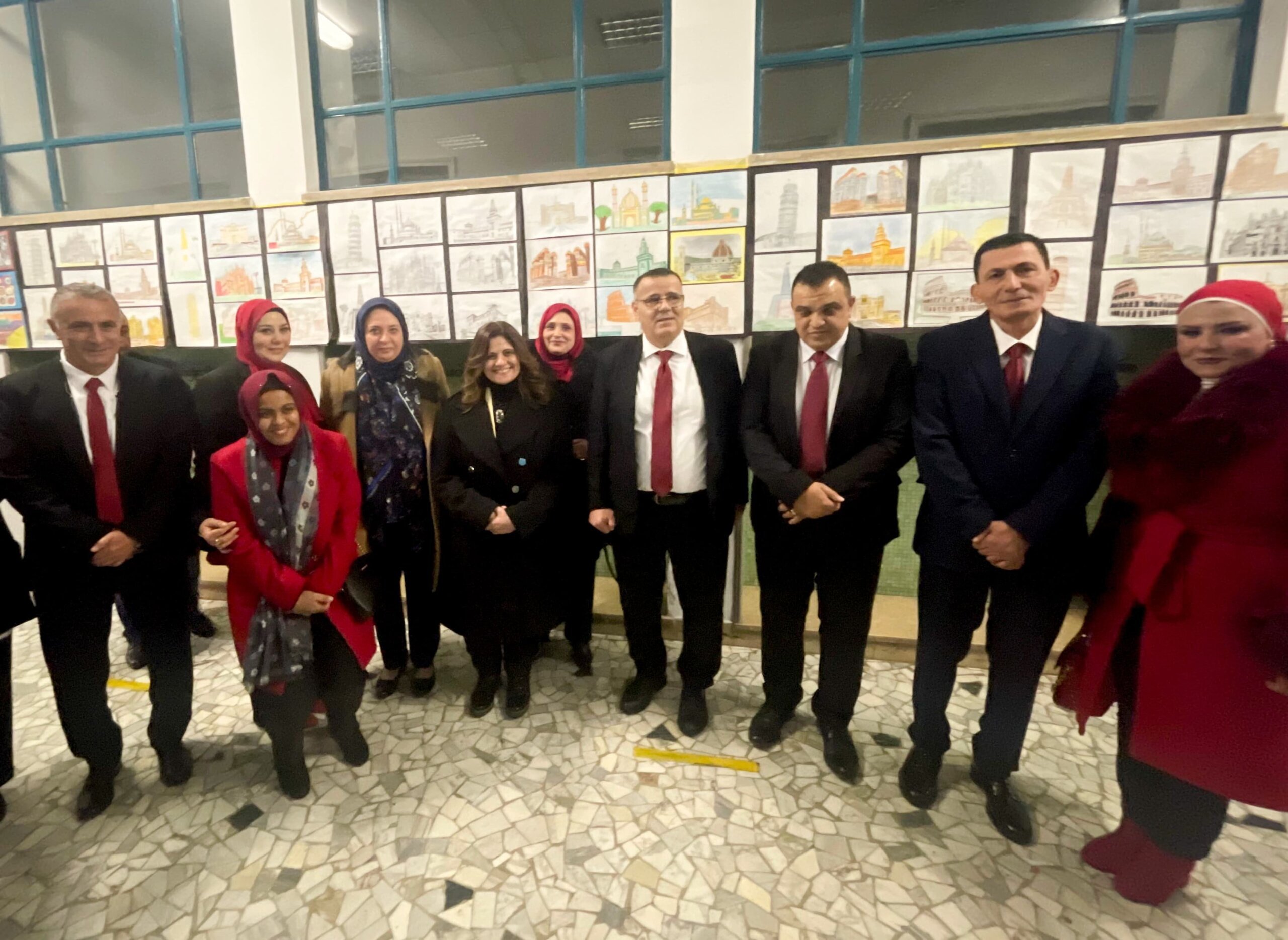 وزيرة الهجرة تكرم مدرسة نجيب محفوظ في ميلانو وزيرة الهجرة تكرم مدرسة نجيب محفوظ في ميلانو