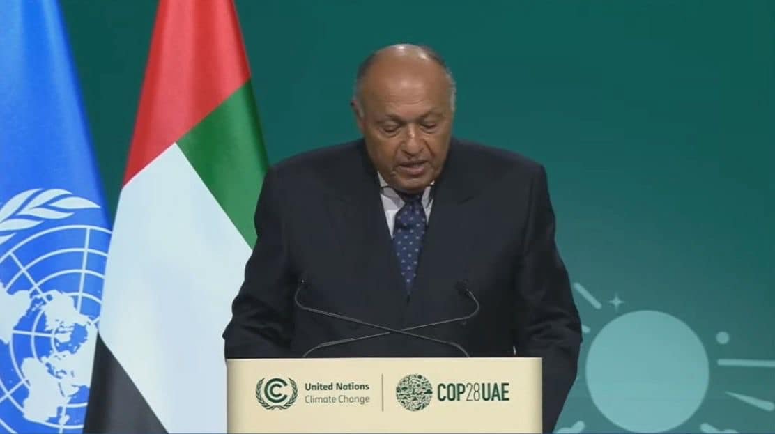 رئاسة مصر لمؤتمر المناخ COP27 تنقل الزمام إلى الإمارات في جلسة افتتاحية تاريخية رئاسة مصر لمؤتمر المناخ COP27 تنقل الزمام إلى الإمارات في جلسة افتتاحية تاريخية