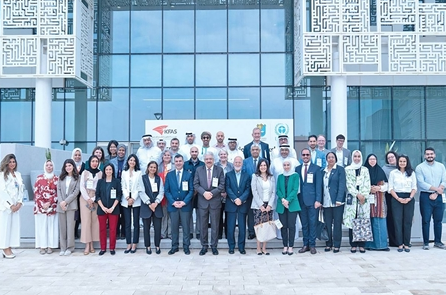 The Arabian Gulf University participates in a regional workshop to discuss the future of the environment in West Asia