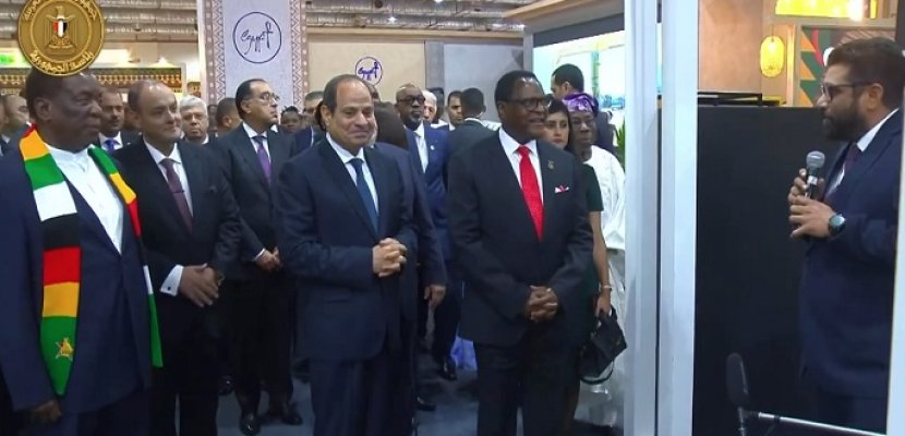 السيسي يطلع على الفرص الاقتصادية في معرض التجارة الإفريقي ويؤكد على أهمية التعاون الاقتصادي بين الدول الإفريقية السيسي يطلع على الفرص الاقتصادية في معرض التجارة الإفريقي ويؤكد على أهمية التعاون الاقتصادي بين الدول الإفريقية