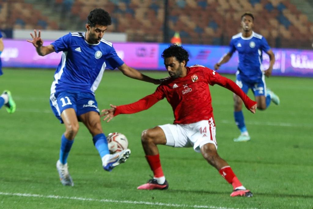 بث مباشر.. مشاهدة مباراة الأهلي وسموحة في الدوري المصري بث مباشر.. مشاهدة مباراة الأهلي وسموحة في الدوري المصري