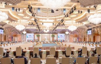 قمة الرياض تستنكر الهجمات الإسرائيلية وتطالب بوقف العدوان على غزة