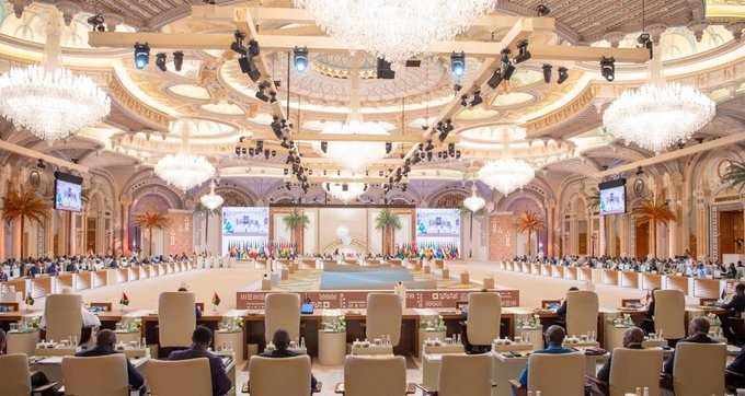القمة السعودية - الأفريقية تبتكر خارطة الطريق لتعزيز العلاقات الإستراتيجية القمة السعودية - الأفريقية تبتكر خارطة الطريق لتعزيز العلاقات الإستراتيجية