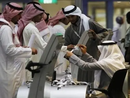 الإمارات تتصدر: 332 ألف وظيفة جديدة في النصف الأول من 2023 الإمارات تتصدر: 332 ألف وظيفة جديدة في النصف الأول من 2023