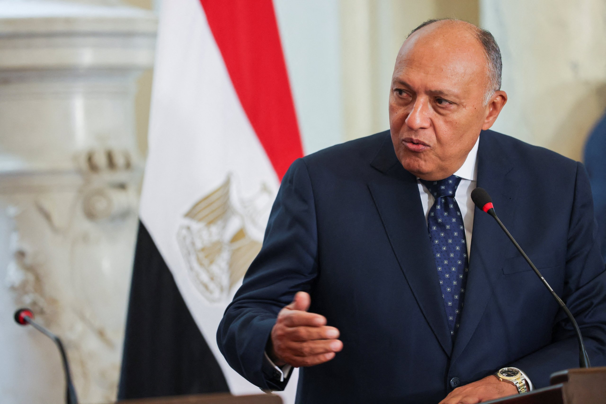 وزير الخارجية المصري يؤكد على وجود غطاء للاعتداءات الإسرائيلية ويدعو الصين إلى التدخل وزير الخارجية المصري يؤكد على وجود غطاء للاعتداءات الإسرائيلية ويدعو الصين إلى التدخل