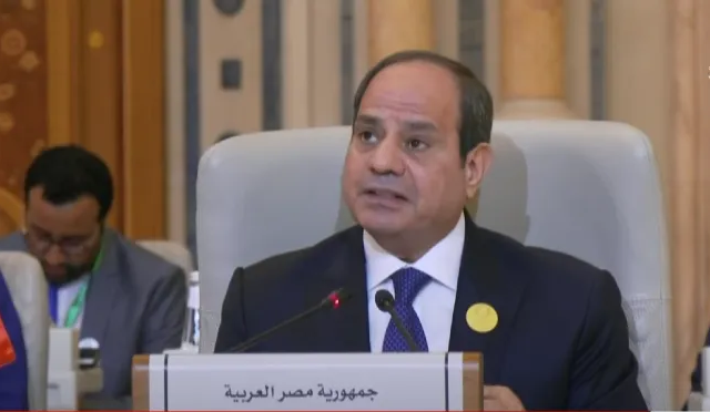 السيسي في القمة الطارئة: مصر تدين استهداف الأبرياء وتدعو لوقف فوري لإطلاق النار في غزة السيسي في القمة الطارئة: مصر تدين استهداف الأبرياء وتدعو لوقف فوري لإطلاق النار في غزة