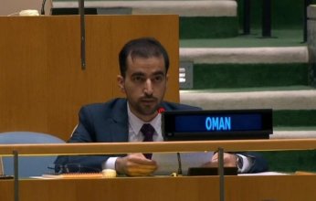سلطنة عمان تستنكر انتهاكات القانون الدولي وتشدد على حقوق الشعوب