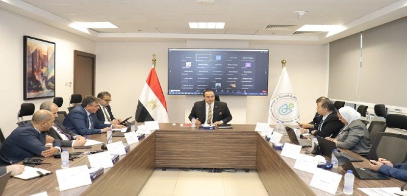 السبكي يرأس اجتماعًا حيويًا لتعزيز الاستعدادات الصحية للهيئة في مواجهة الأمراض الموسمية السبكي يرأس اجتماعًا حيويًا لتعزيز الاستعدادات الصحية للهيئة في مواجهة الأمراض الموسمية