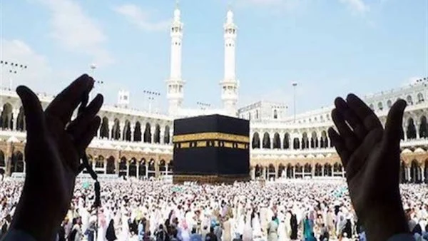 رسمياً.. وزير السياحة يعتمد ضوابط الحج السياحي لموسم حج 1445هـ (التفاصيل الكاملة) رسمياً.. وزير السياحة يعتمد ضوابط الحج السياحي لموسم حج 1445هـ (التفاصيل الكاملة)