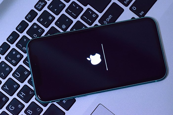 أبل تطلق أربع ميزات أمان جديدة لحماية بيانات iPhone أبل تطلق أربع ميزات أمان جديدة لحماية بيانات iPhone
