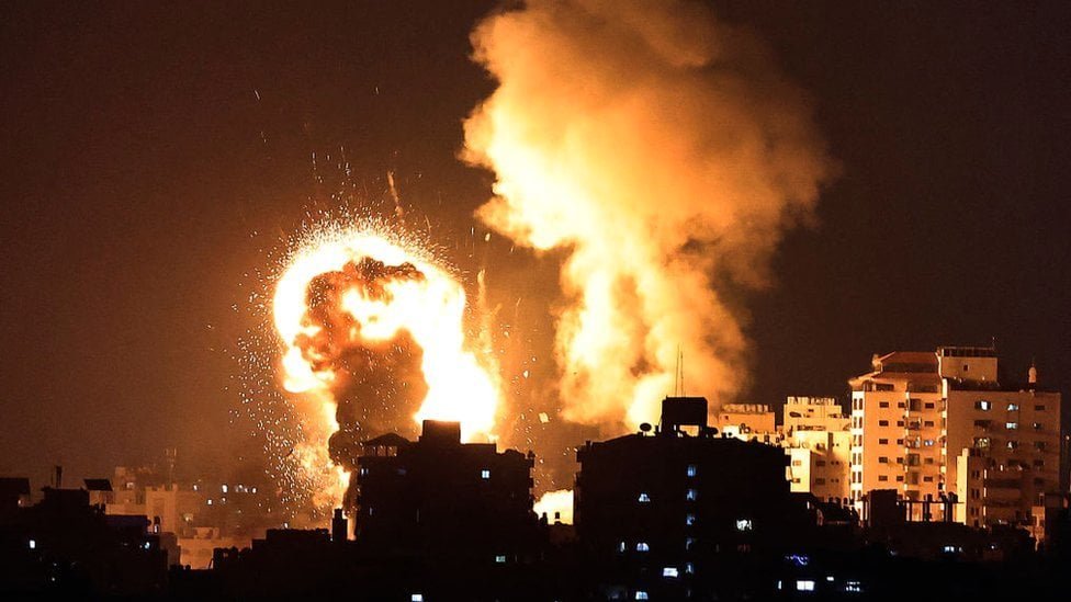 مجلس الأمن يعلن اعتماد مشروع قرار يتعلق بتحديد فترة هدنة إنسانية عاجلة في قطاع غزة مجلس الأمن يعلن اعتماد مشروع قرار يتعلق بتحديد فترة هدنة إنسانية عاجلة في قطاع غزة