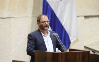 نائب بالكنيست يشبه سياسة الحكومة الإسرائيلية بالنازية