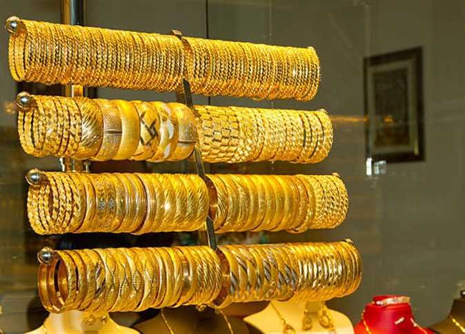رغم تراجع أسعار الأصفر عالمياً.. ذهب مصر لماذا يواصل الارتفاع؟ رغم تراجع أسعار الأصفر عالمياً.. ذهب مصر لماذا يواصل الارتفاع؟