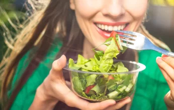 لمحاربة اكتئاب الشتاء.. هذه الأطعمة تحسن حالتك النفسية