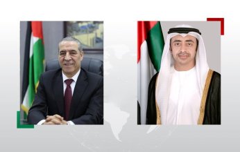 القيادي الفلسطيني حسين الشيخ في أبوظبي: عبد الله بن زايد يتحدث عن «تطرف» و«عنف متصاعد»