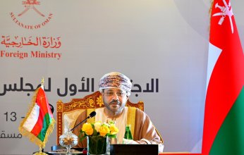 أهل غزة تعرضوا لـ«خيانة».. كيف تفاعل مغردون مع تصريح وزير خارجية عُمان؟