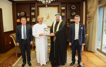 سفير عمان بالقاهرة يلتقي وفد الاتحاد العربي للتمور