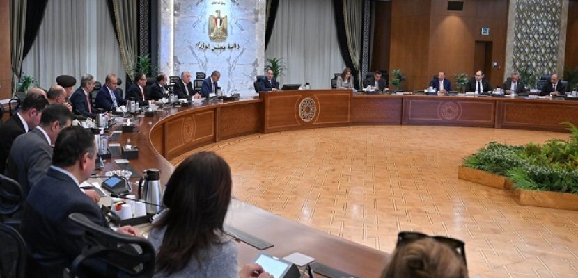 مدبولي يرأس أول اجتماع للجنة ضبط الأسواق ومراقبة الأسعار مدبولي يرأس أول اجتماع للجنة ضبط الأسواق ومراقبة الأسعار