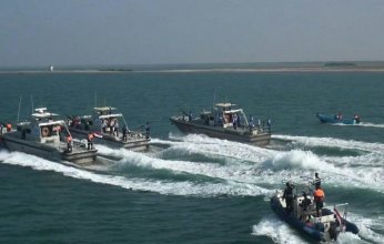 مقتل وفقدان 10 من قواتها.. البحرية الأميركية تصب غضبها على «الحوثي»