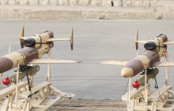 إيران تحذر «أعداءها» بعد امتلاكها «مسيرات صاروخية»