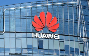 "هواوي" تطلق أول هواتفها الذكية بنظام تشغيل خاص